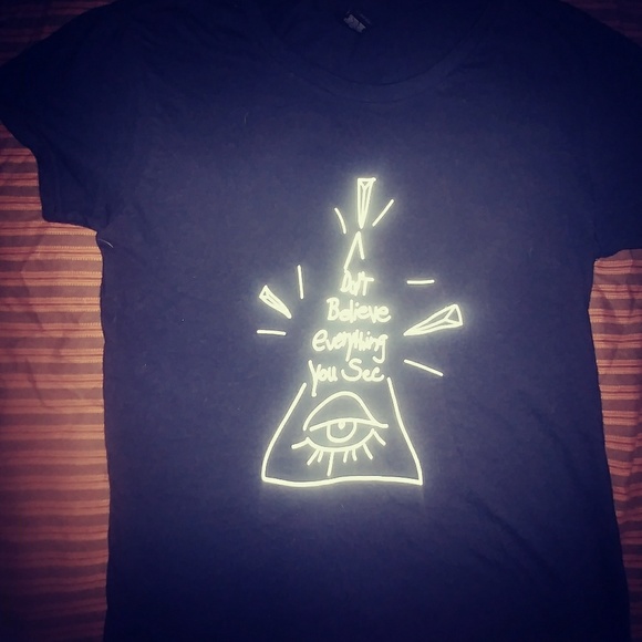 Anvil Size Small Tee NWOT!!☺ - Picture 5 of 5